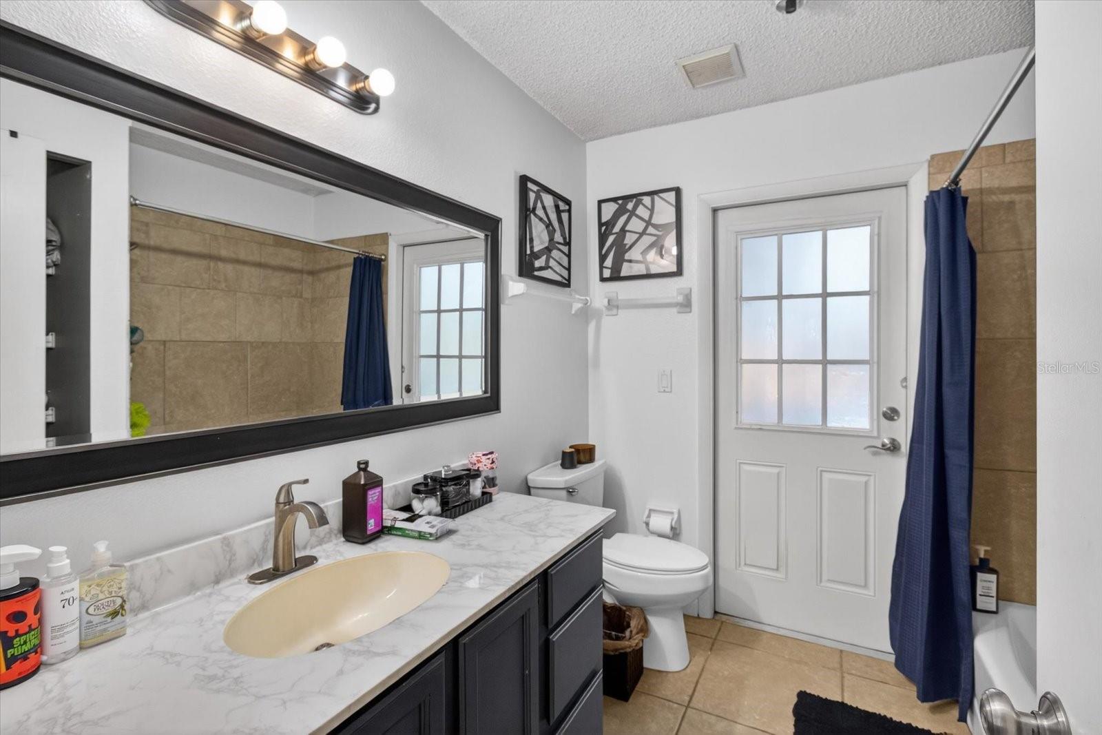 Image 33 of 46 For 4644 Hamlets Grove Drive