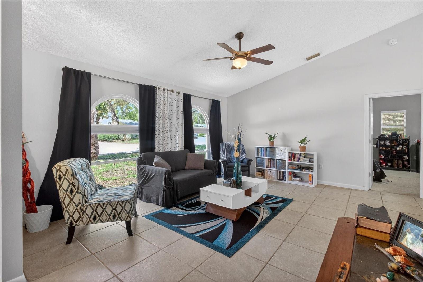 Image 9 of 46 For 4644 Hamlets Grove Drive