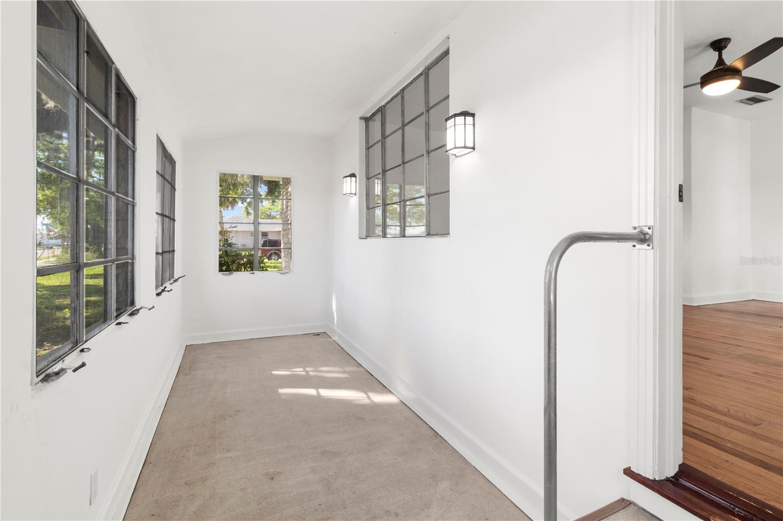 Image 5 of 23 For 1503 10th Avenue W