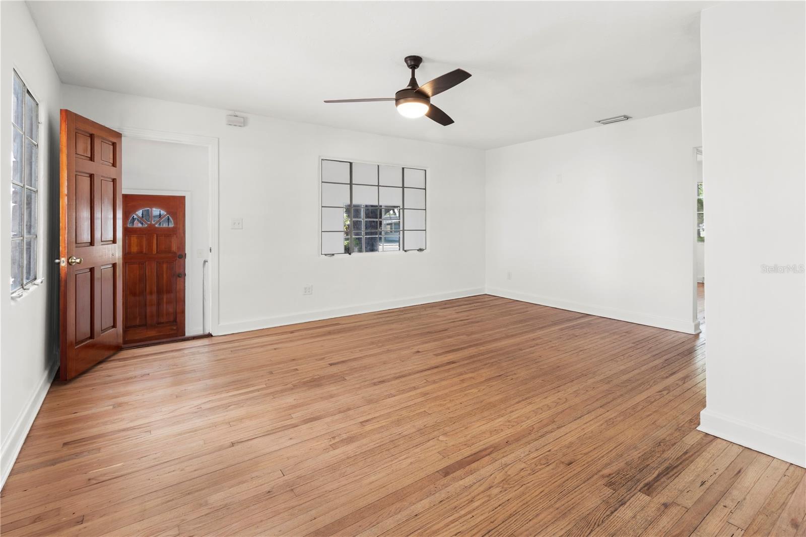 Image 6 of 23 For 1503 10th Avenue W