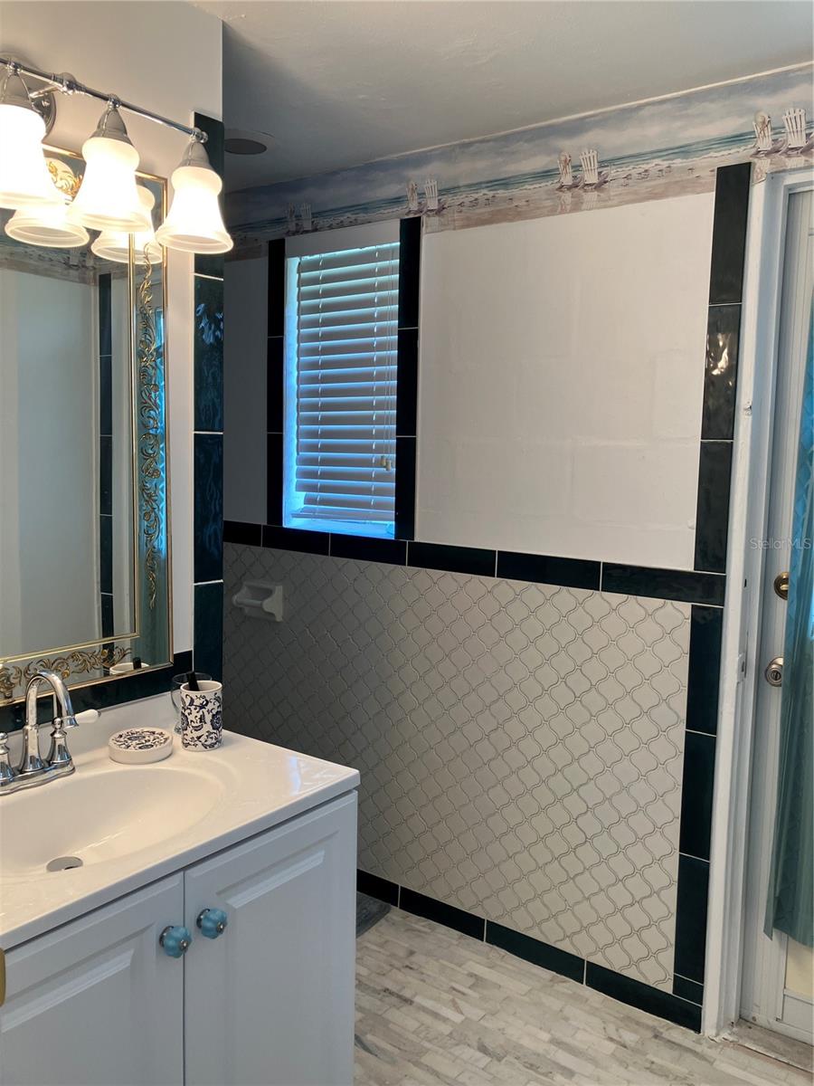 Image 22 of 30 For 4705 Lemon Bay Drive