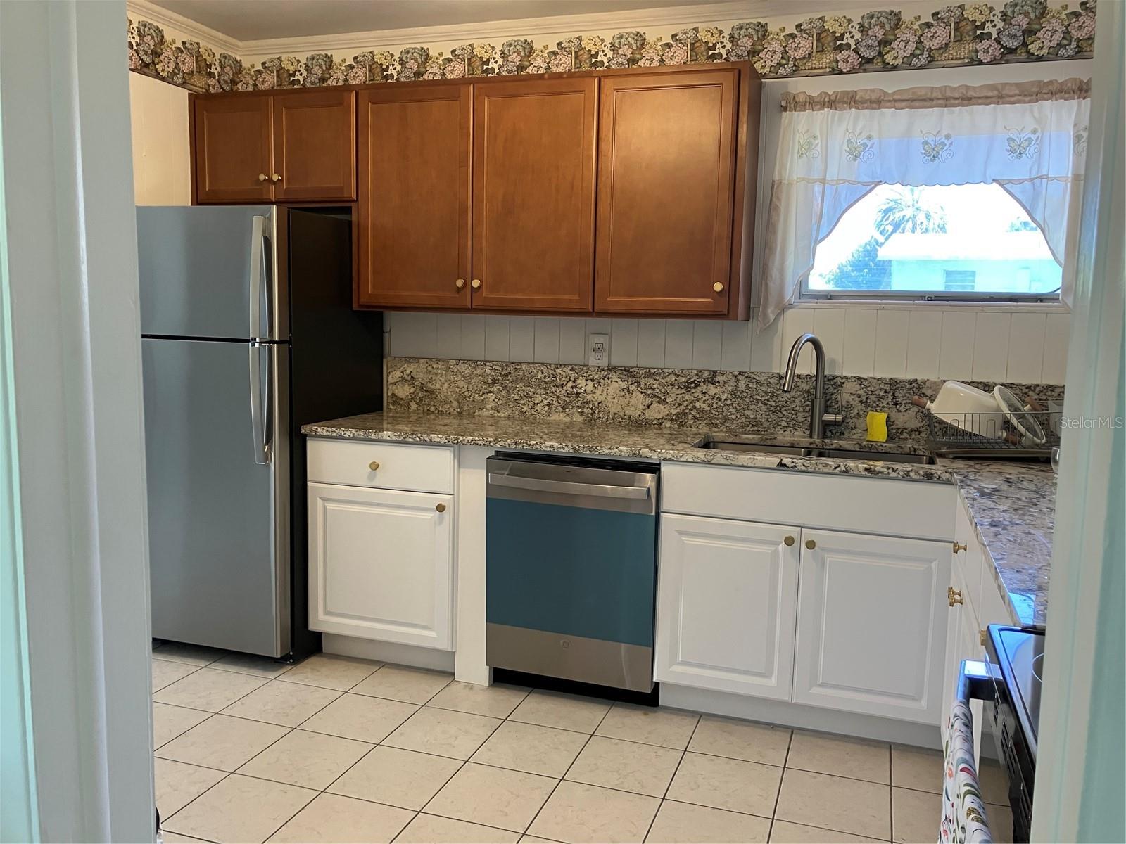 Image 9 of 30 For 4705 Lemon Bay Drive