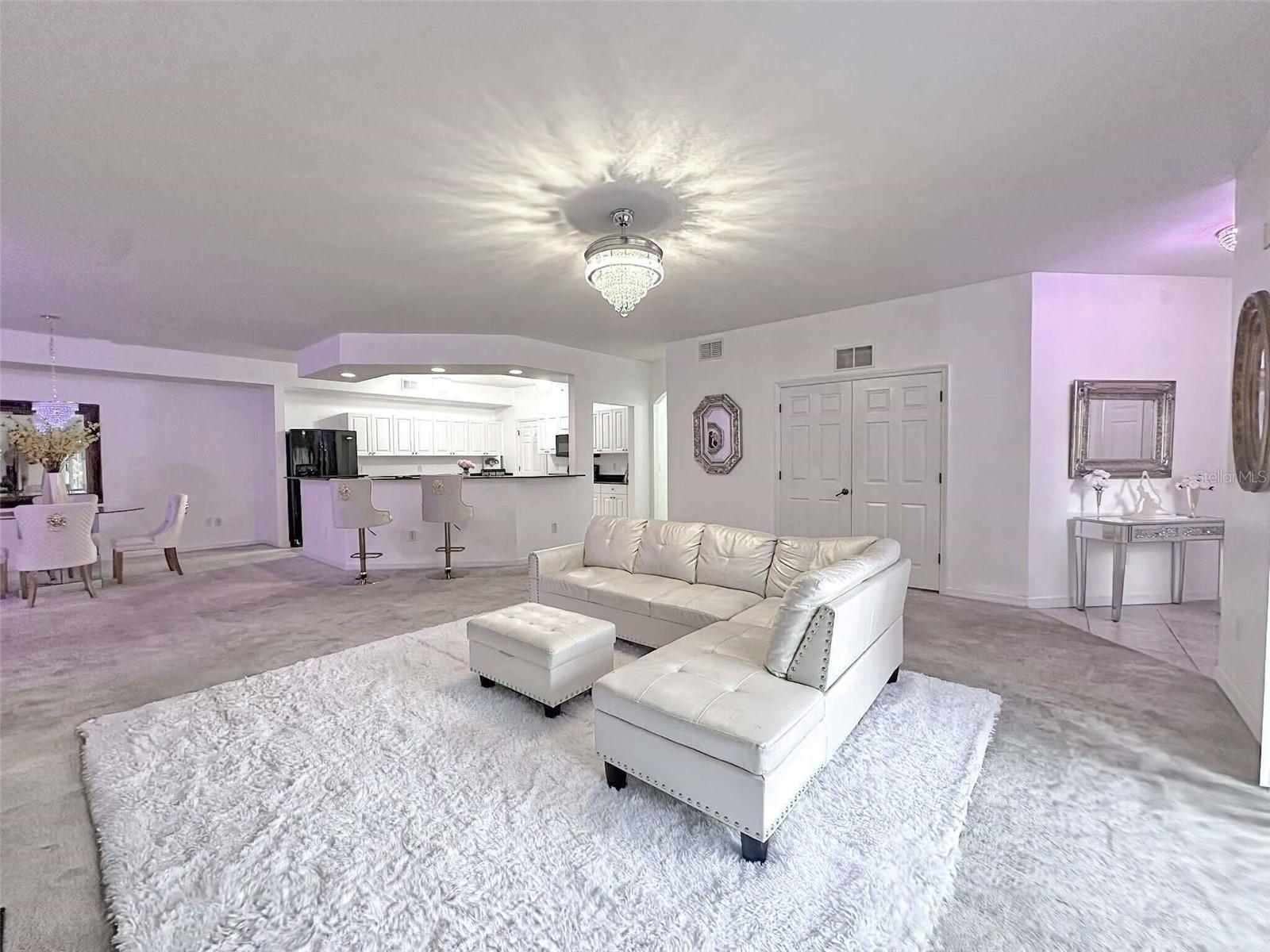 Image 10 of 38 For 21019 Sunpoint Way 102