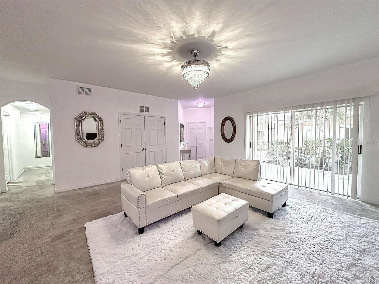 Image 11 of 38 For 21019 Sunpoint Way 102