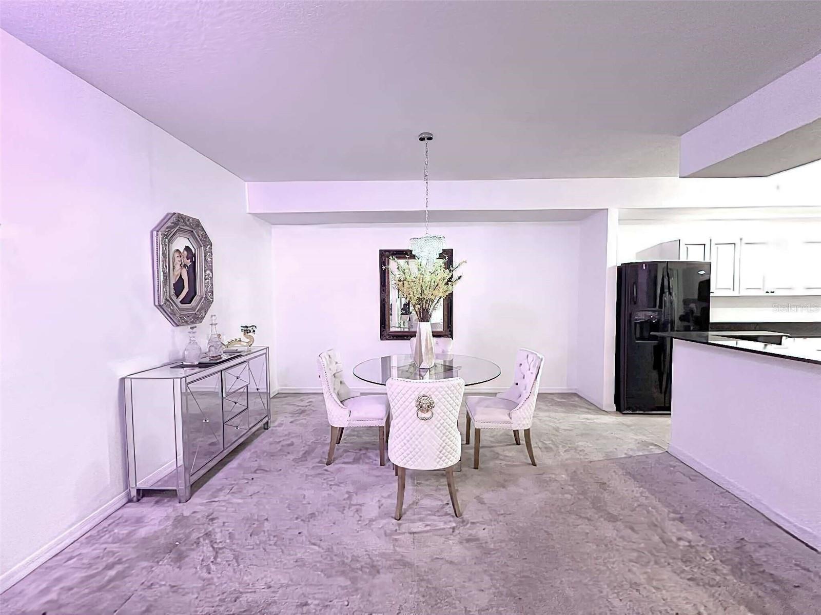 Image 12 of 38 For 21019 Sunpoint Way 102