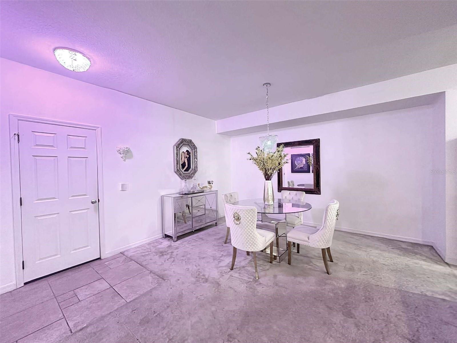 Image 13 of 38 For 21019 Sunpoint Way 102