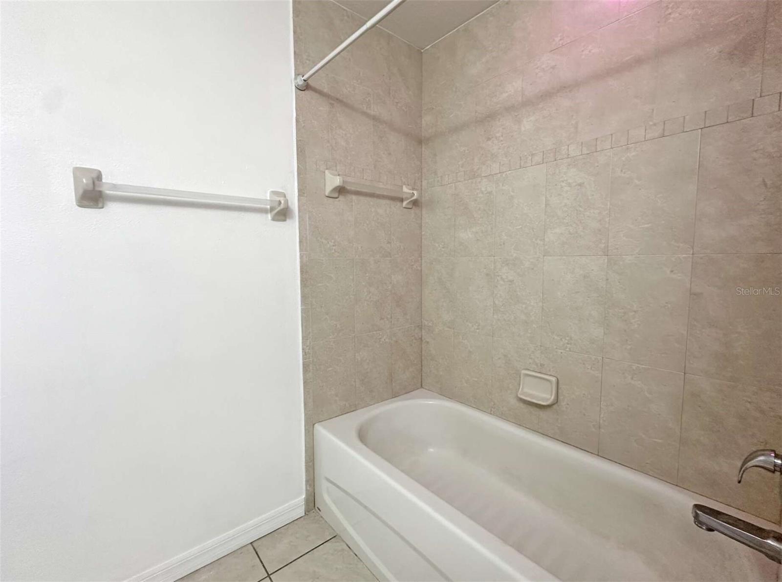 Image 37 of 38 For 21019 Sunpoint Way 102