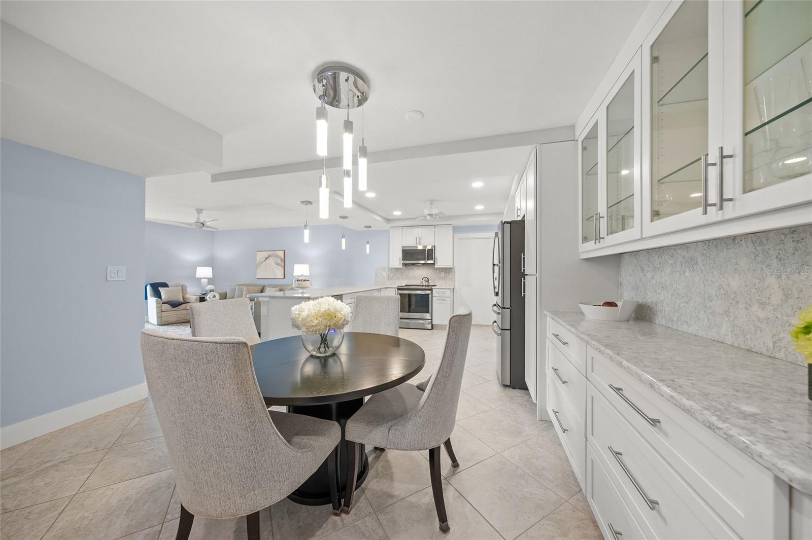 Image 17 of 71 For 101 Whispering Sands Drive 105