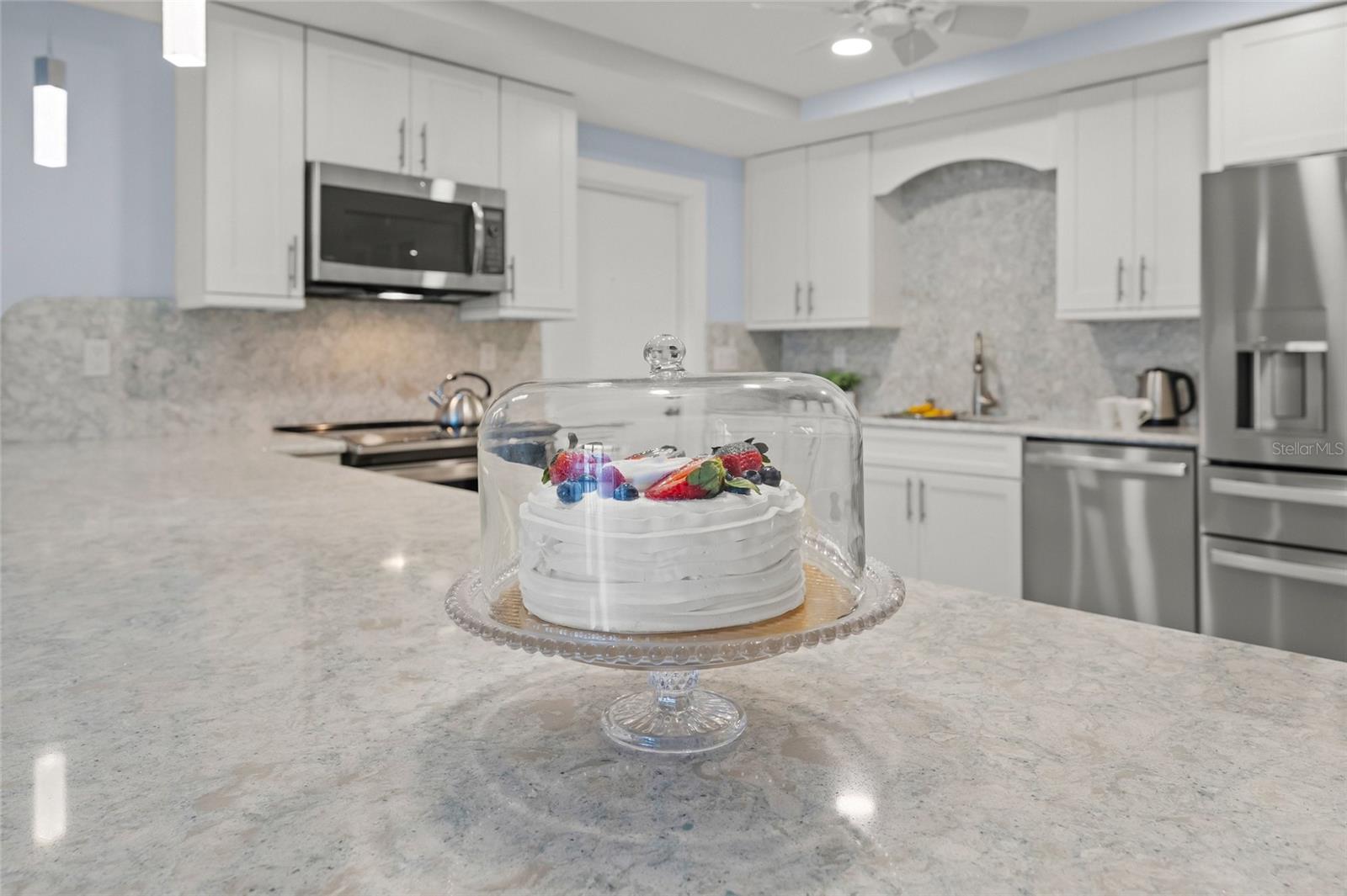 Image 21 of 71 For 101 Whispering Sands Drive 105