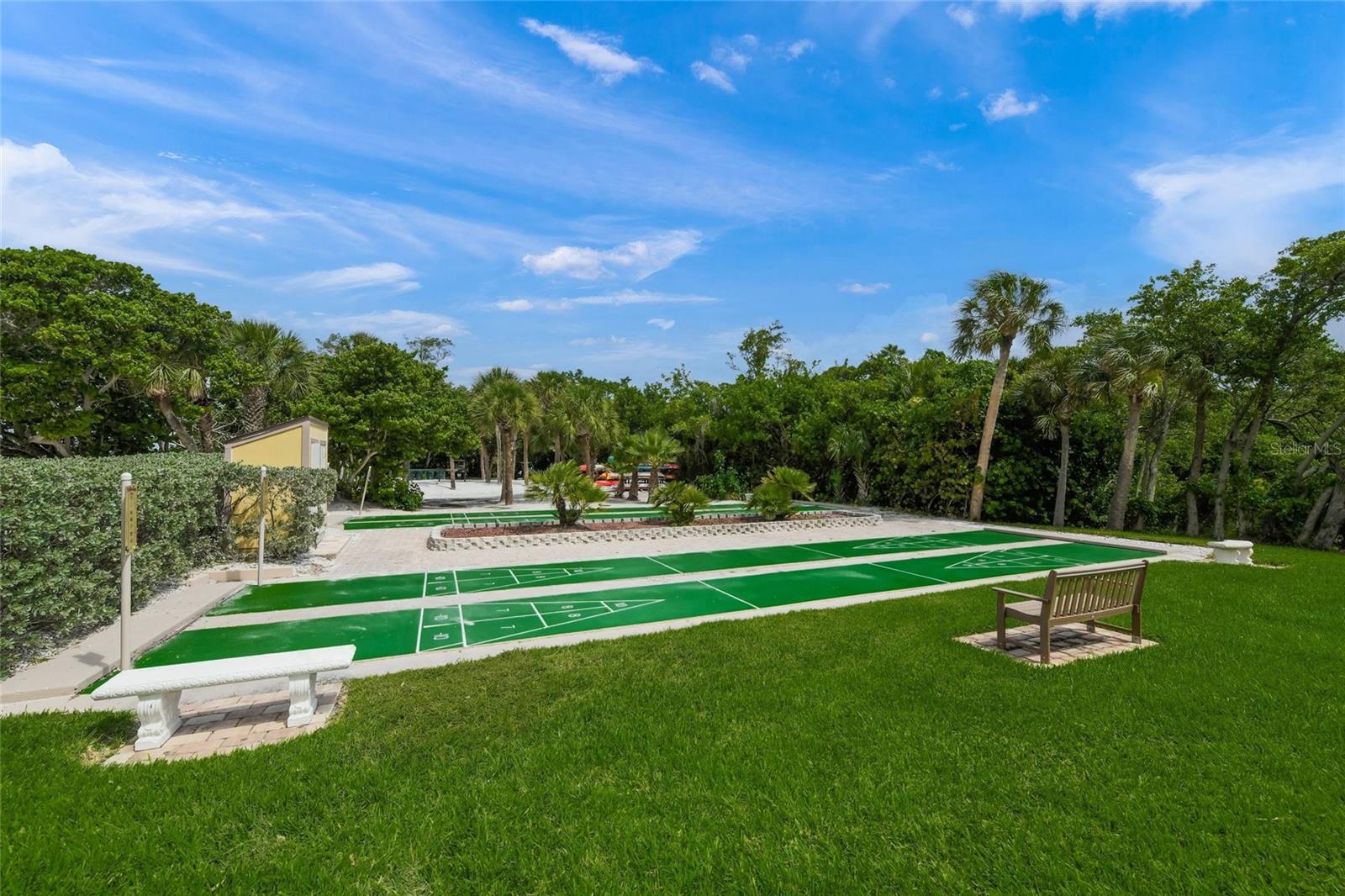 Image 57 of 71 For 101 Whispering Sands Drive 105