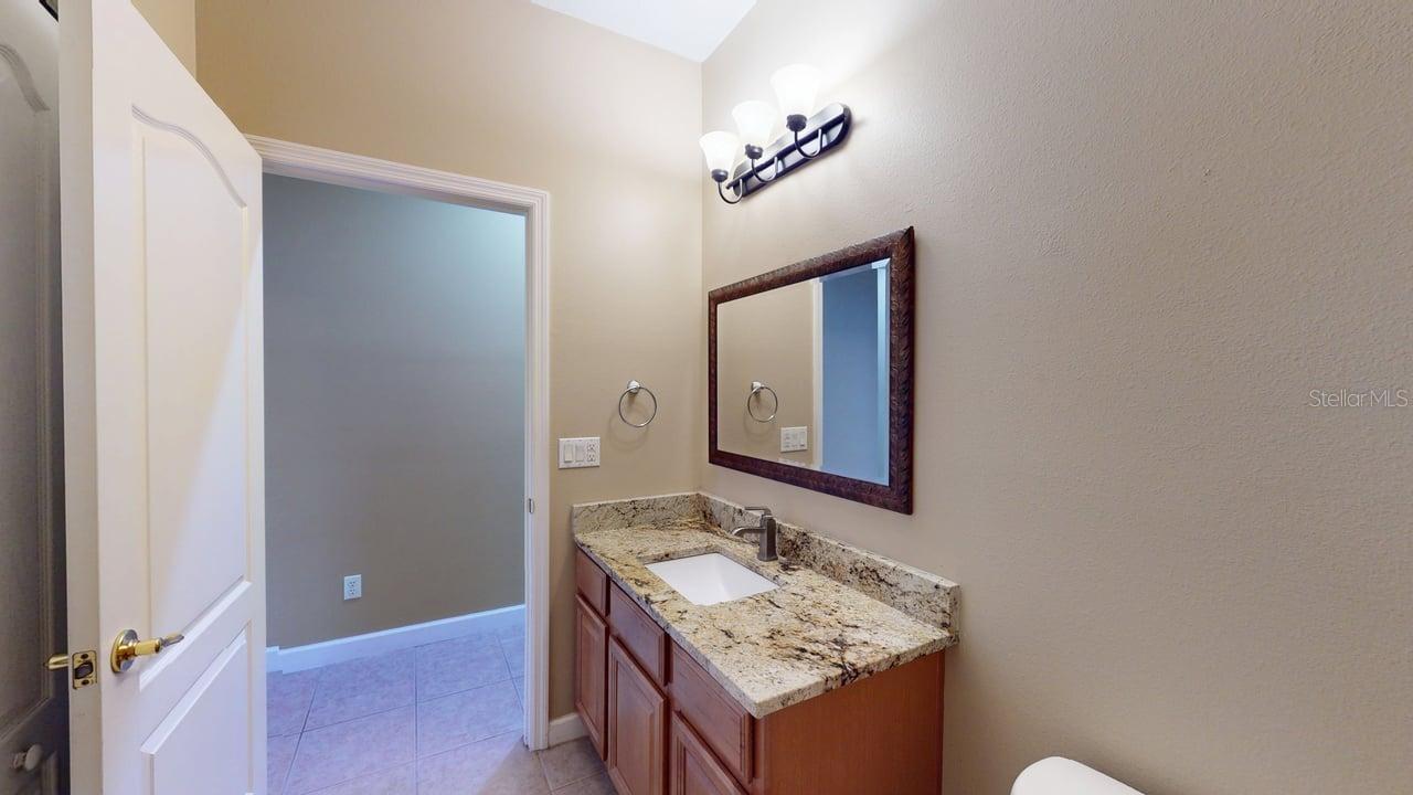 Image 28 of 48 For 5108 Legacy Oaks Drive