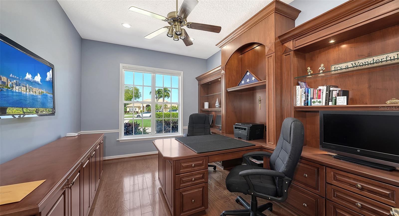 Image 33 of 86 For 642 Trenton Way