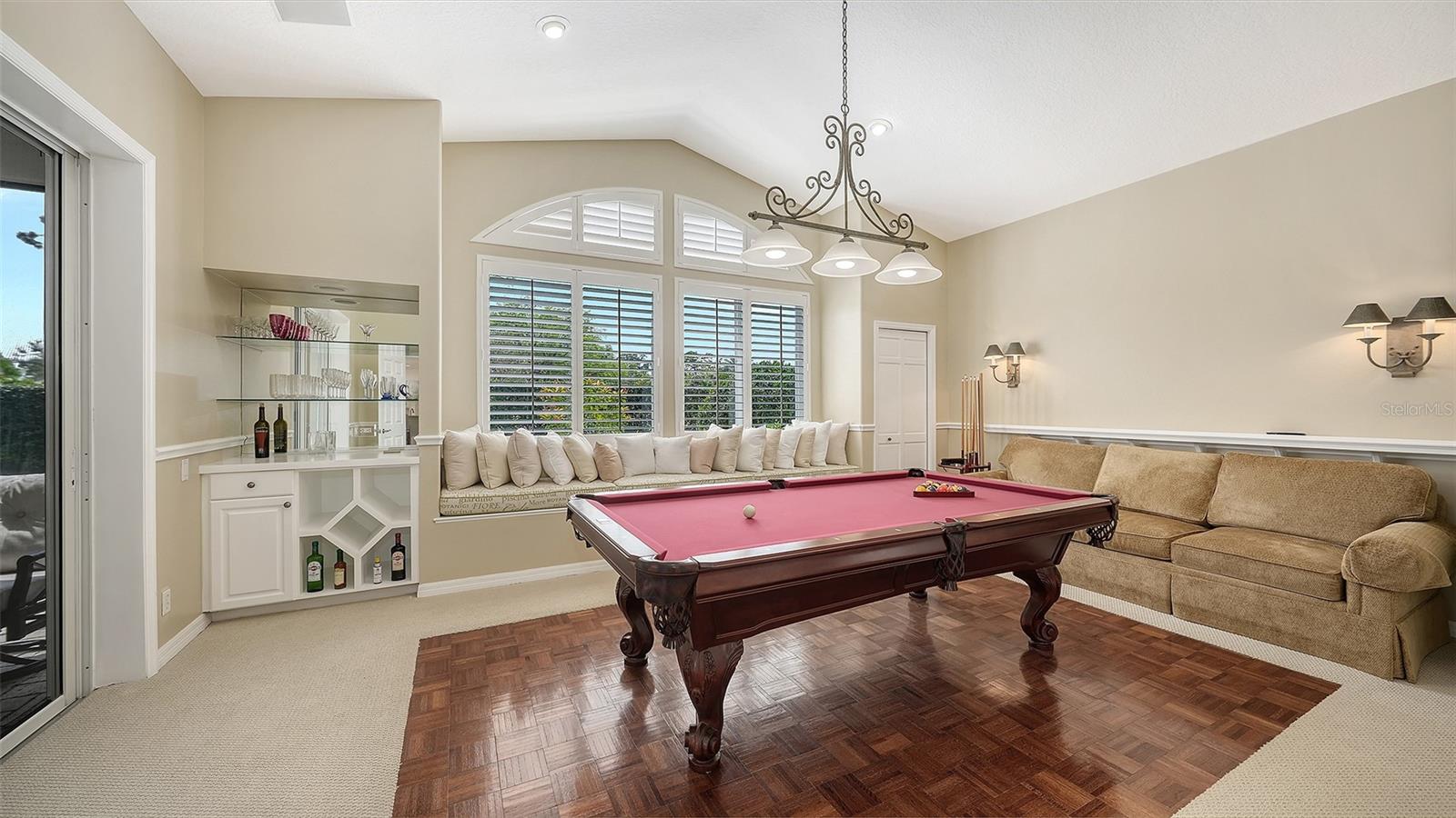 Image 36 of 86 For 642 Trenton Way