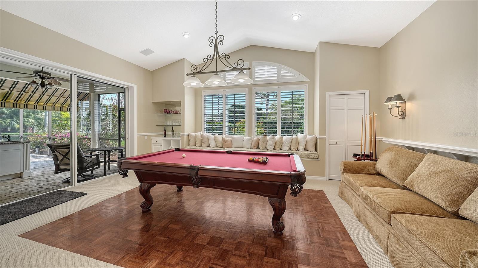 Image 37 of 86 For 642 Trenton Way