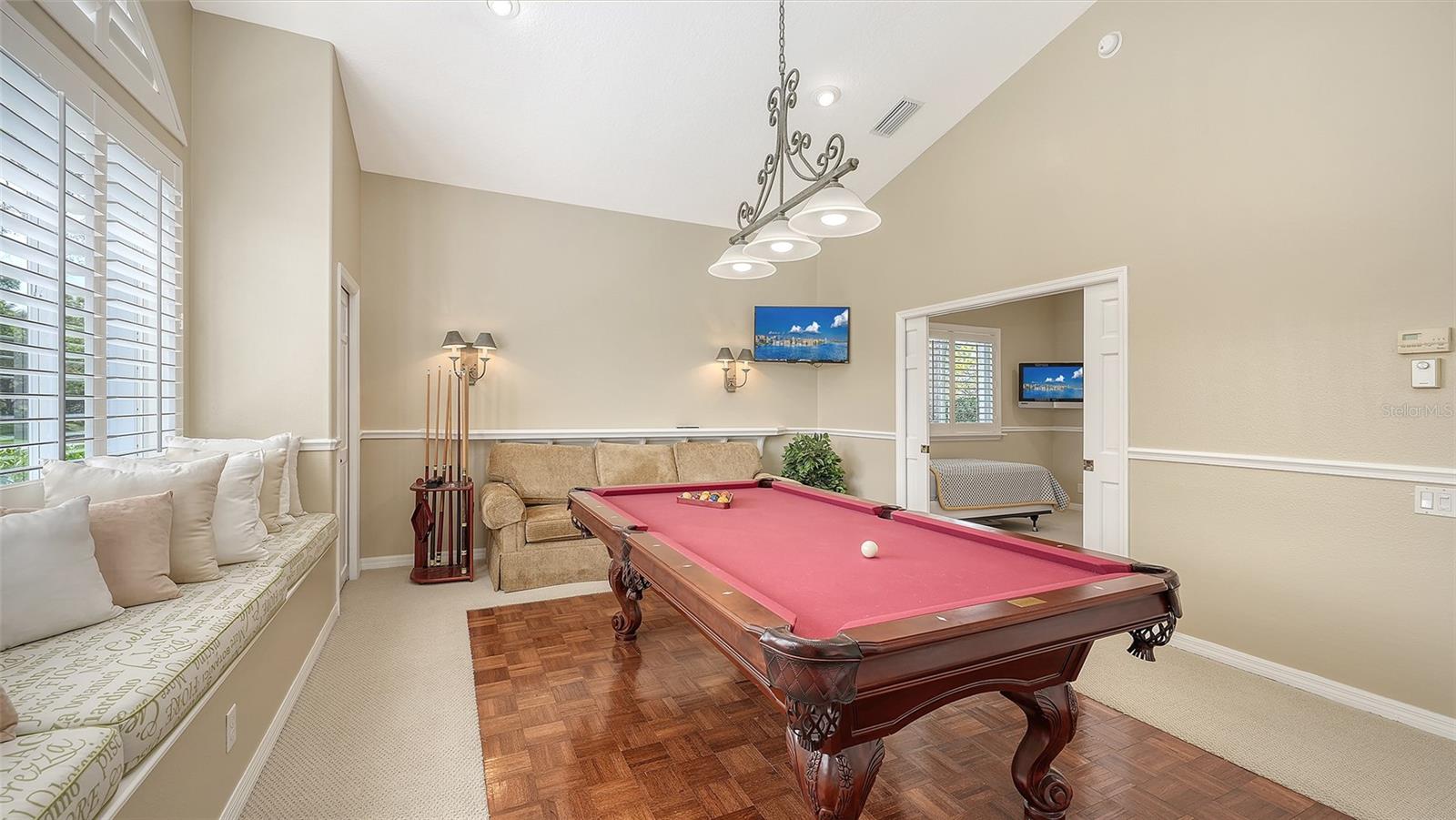 Image 38 of 86 For 642 Trenton Way