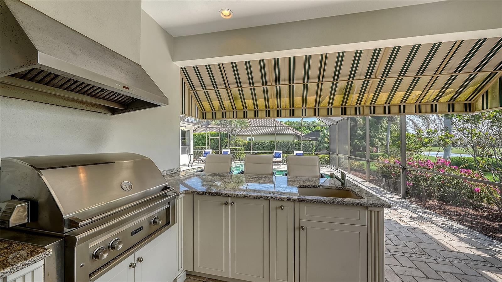 Image 51 of 86 For 642 Trenton Way