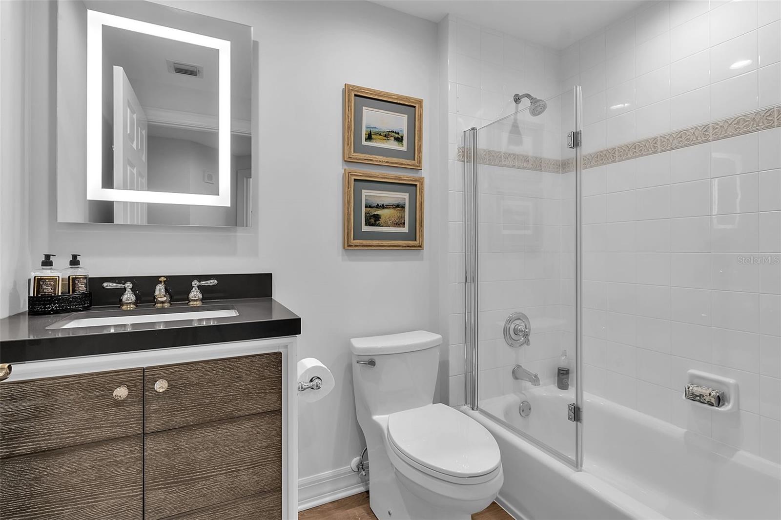 Image 43 of 63 For 393 Point Road 401