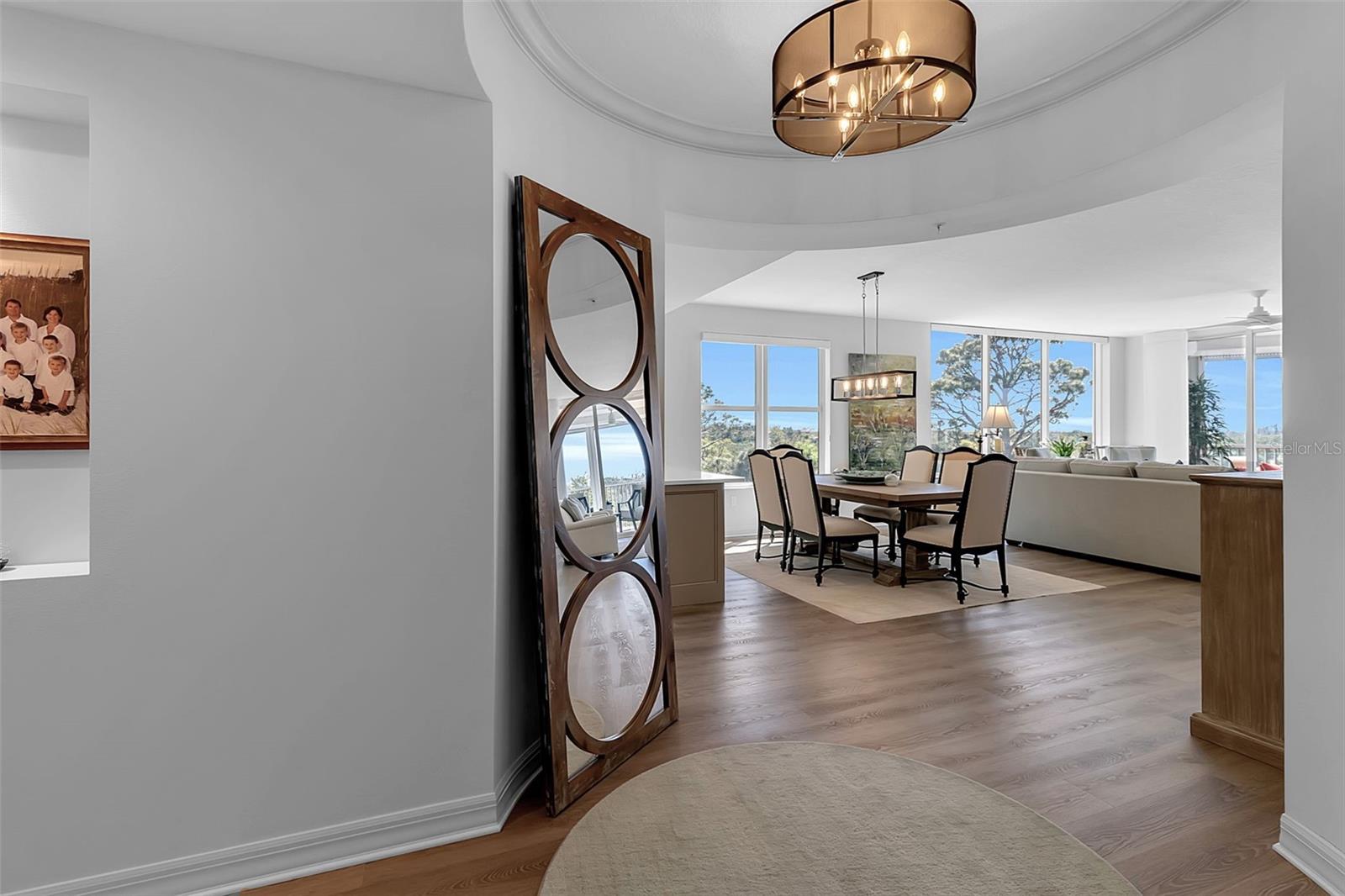 Image 5 of 63 For 393 Point Road 401