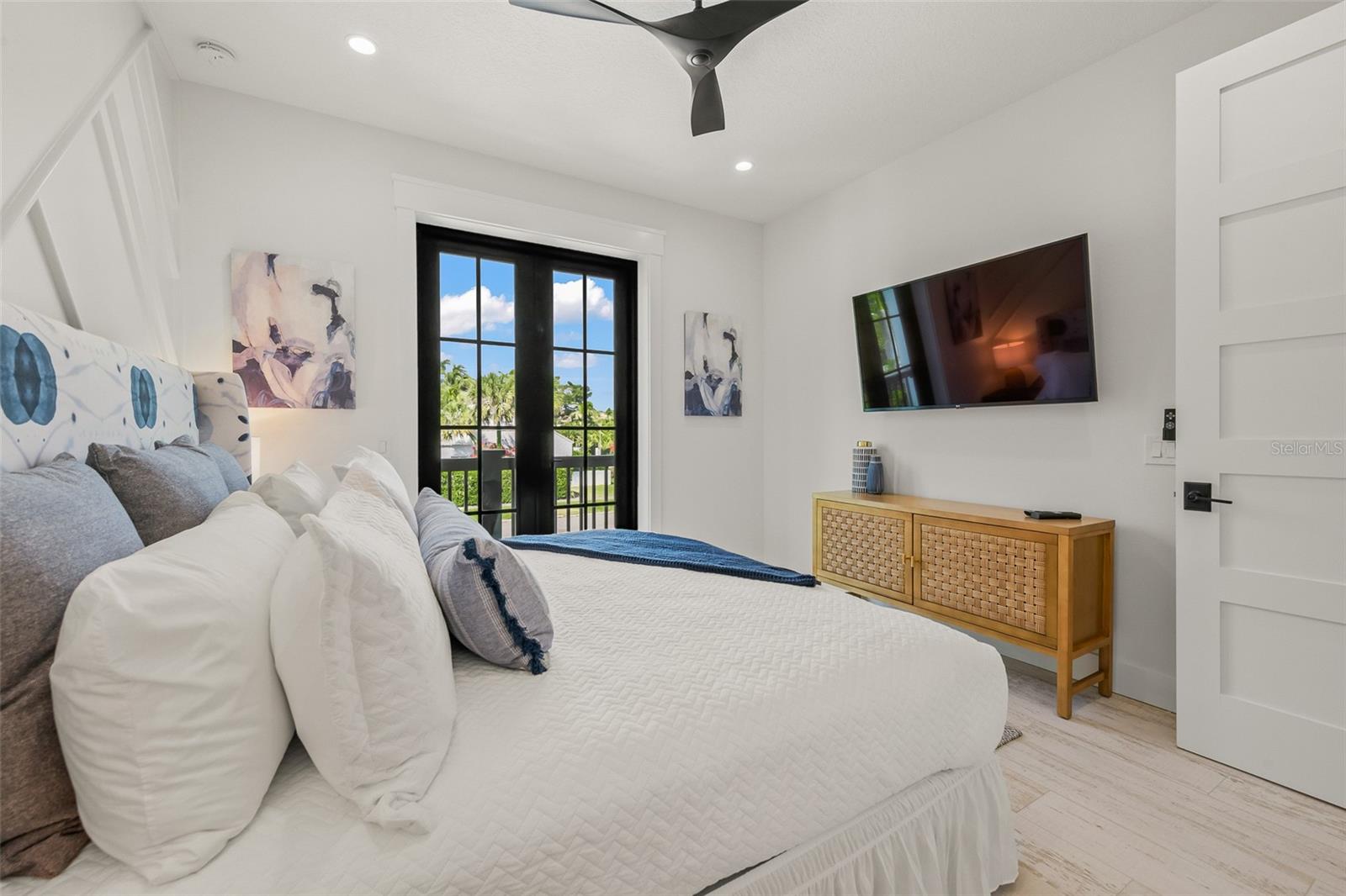 Image 26 of 60 For 128 Fillmore Drive