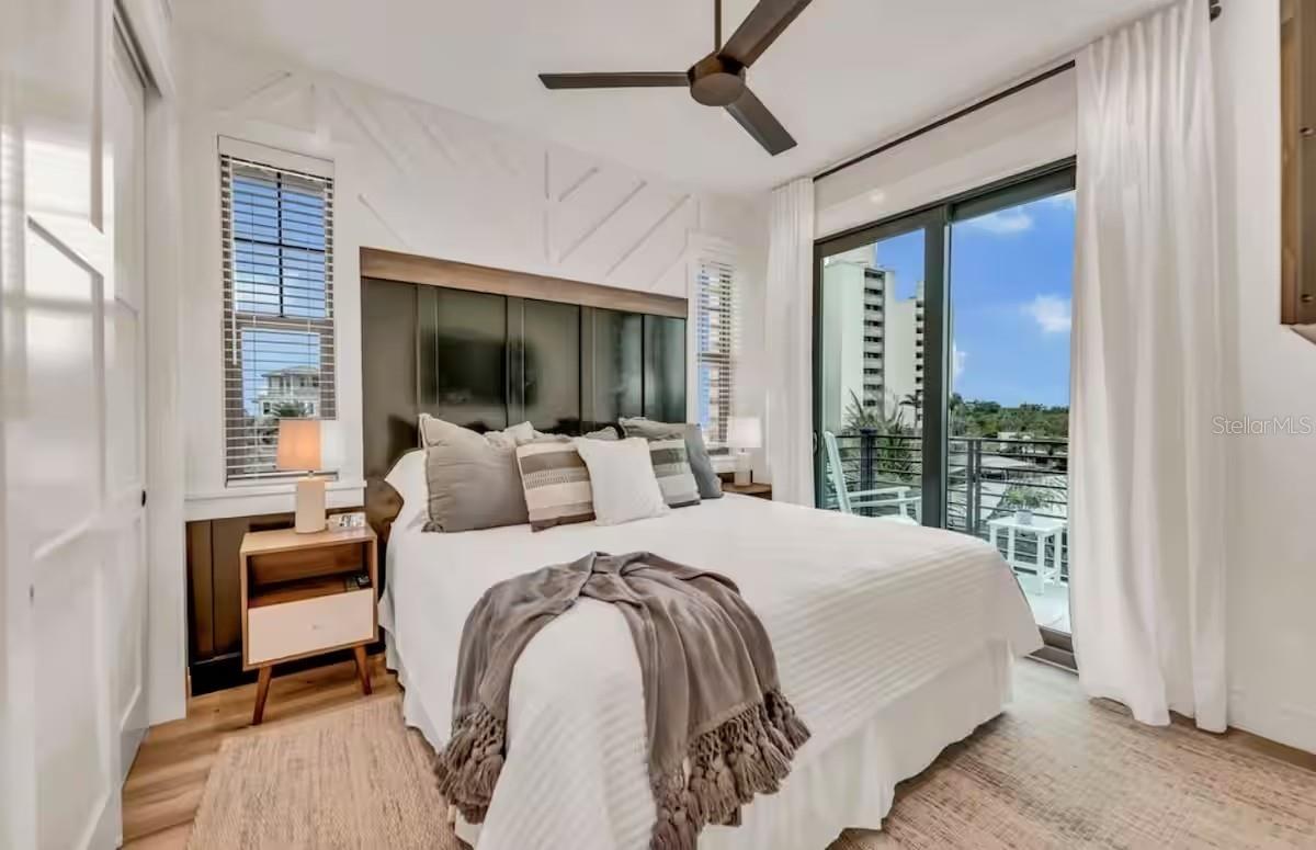 Image 19 of 46 For 85 Avenida Messina