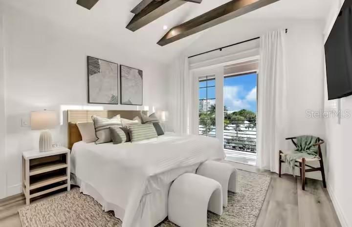 Image 24 of 46 For 85 Avenida Messina