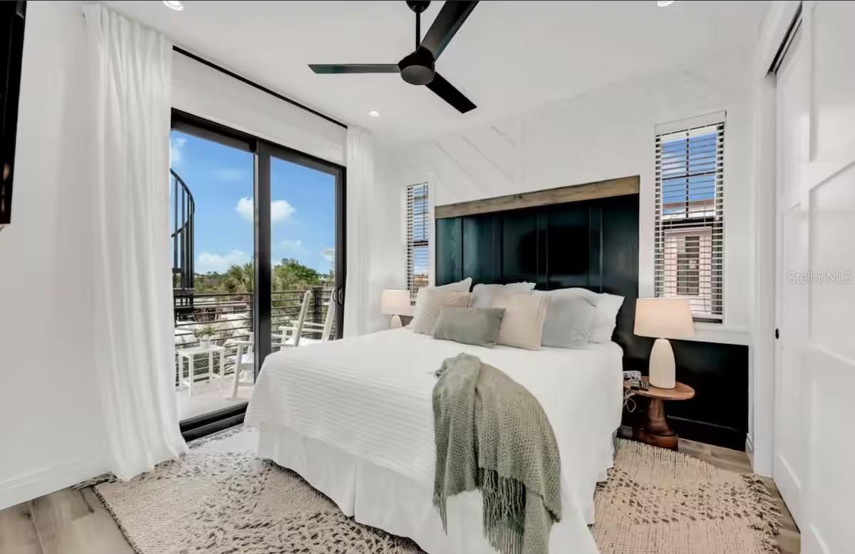 Image 26 of 46 For 85 Avenida Messina