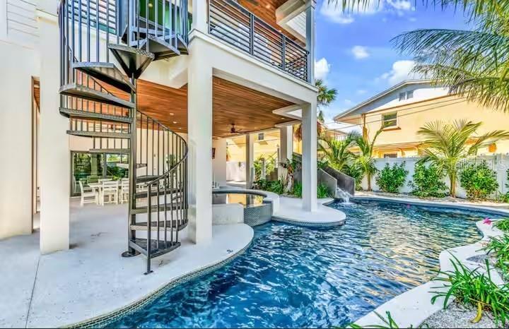 Image 44 of 46 For 85 Avenida Messina