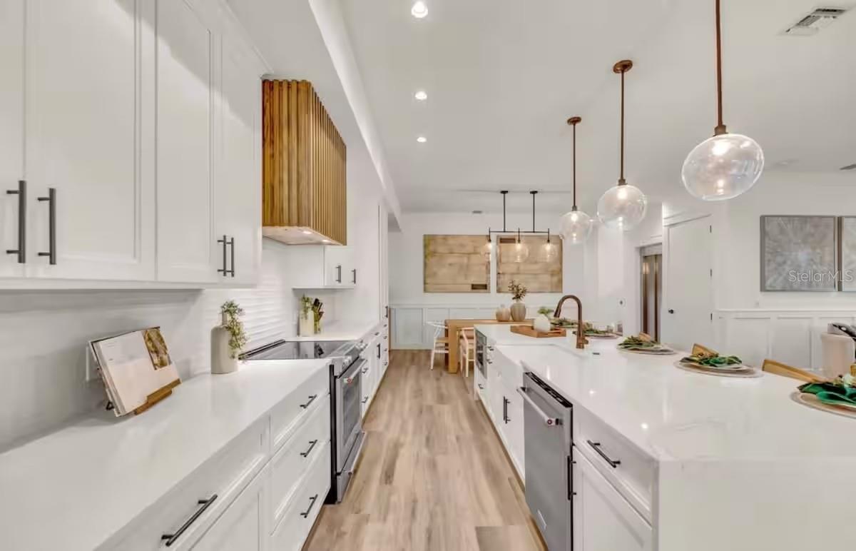 Image 9 of 46 For 85 Avenida Messina