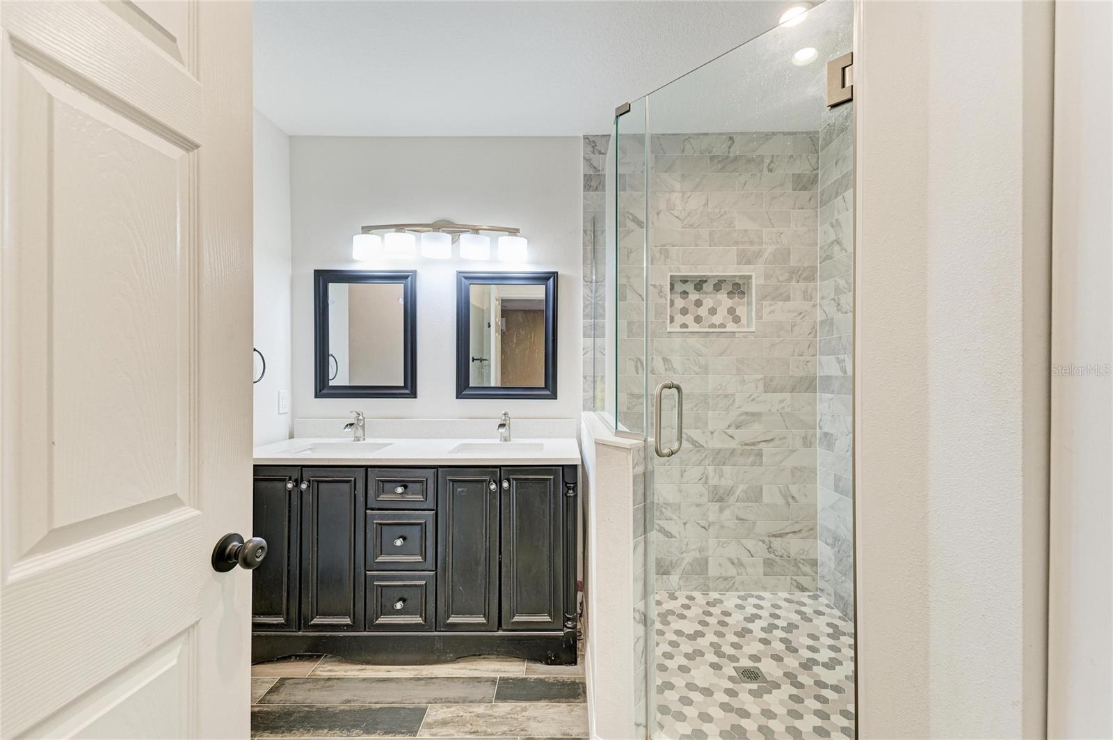 Image 16 of 59 For 2015 22nd Street W