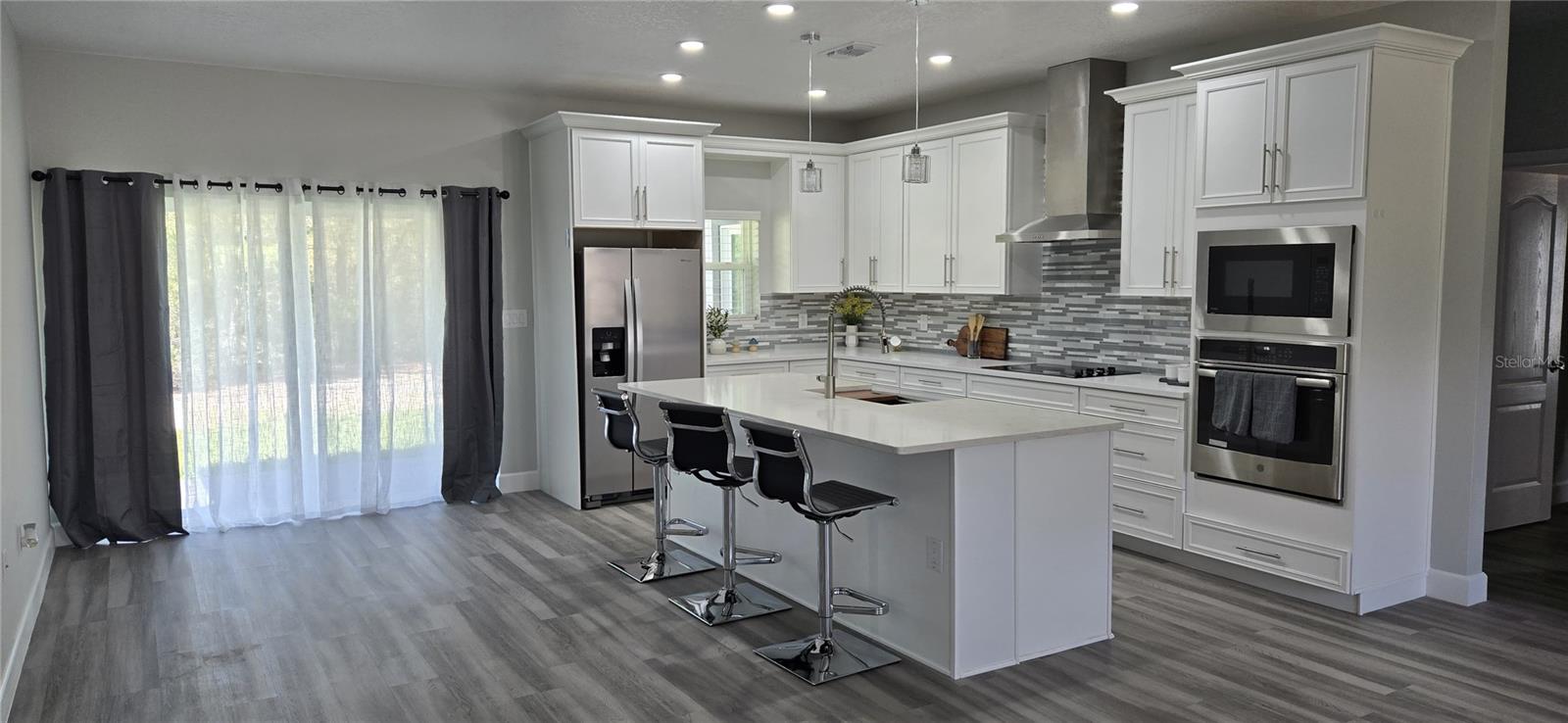 Image 7 of 25 For 32835 Forest Avenue