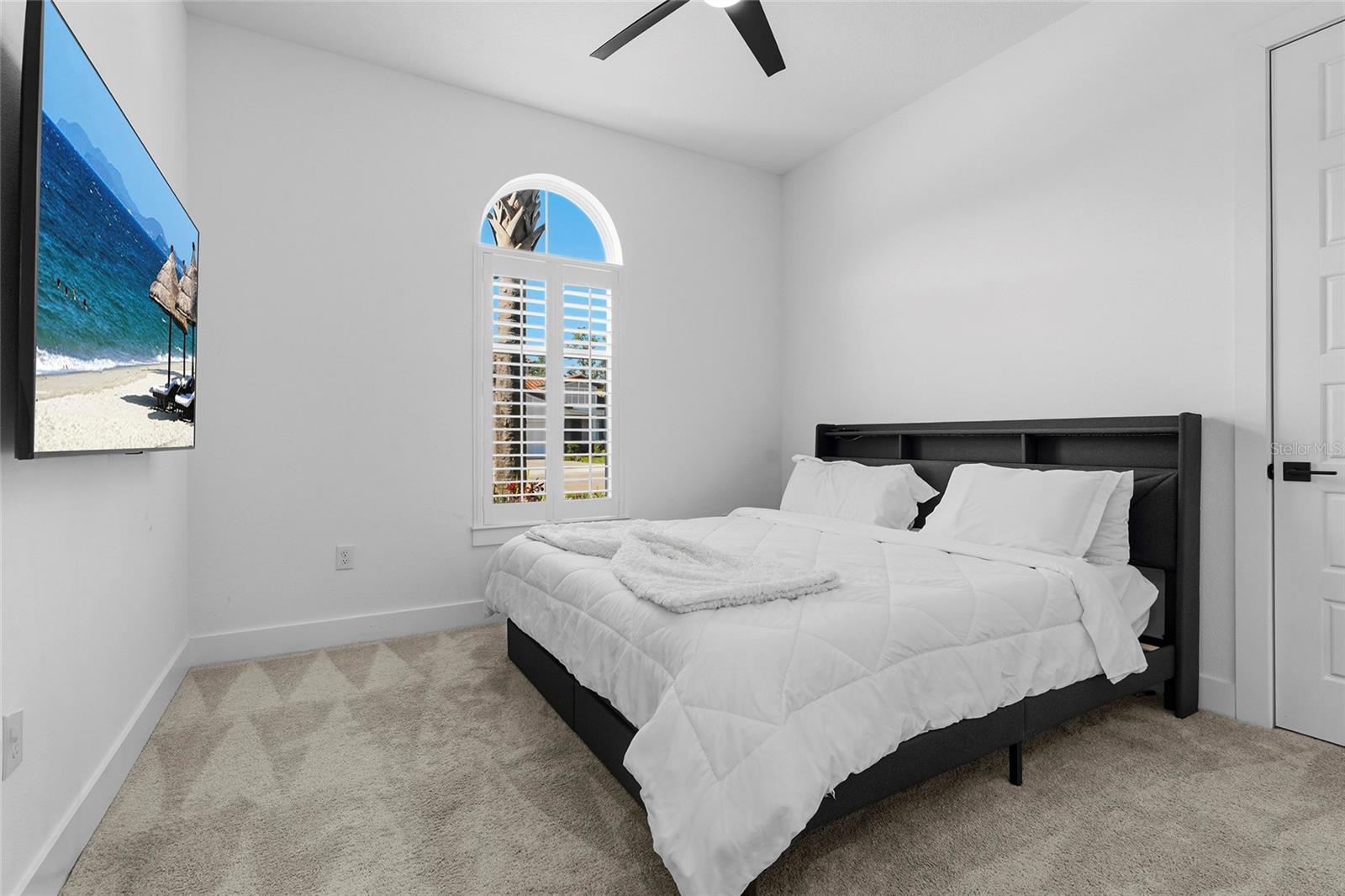 Image 24 of 59 For 7208 Great Egret Boulevard