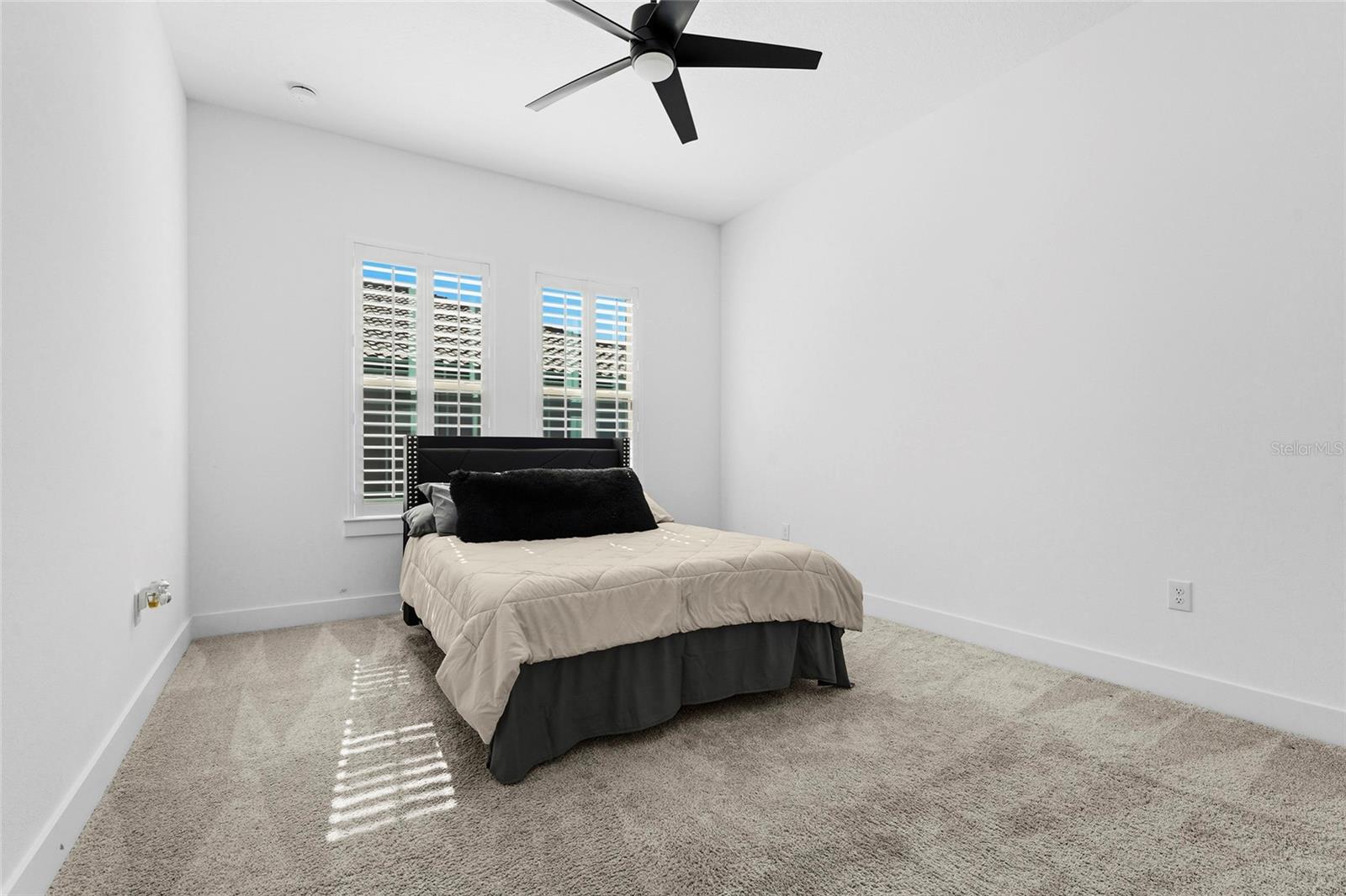 Image 30 of 59 For 7208 Great Egret Boulevard