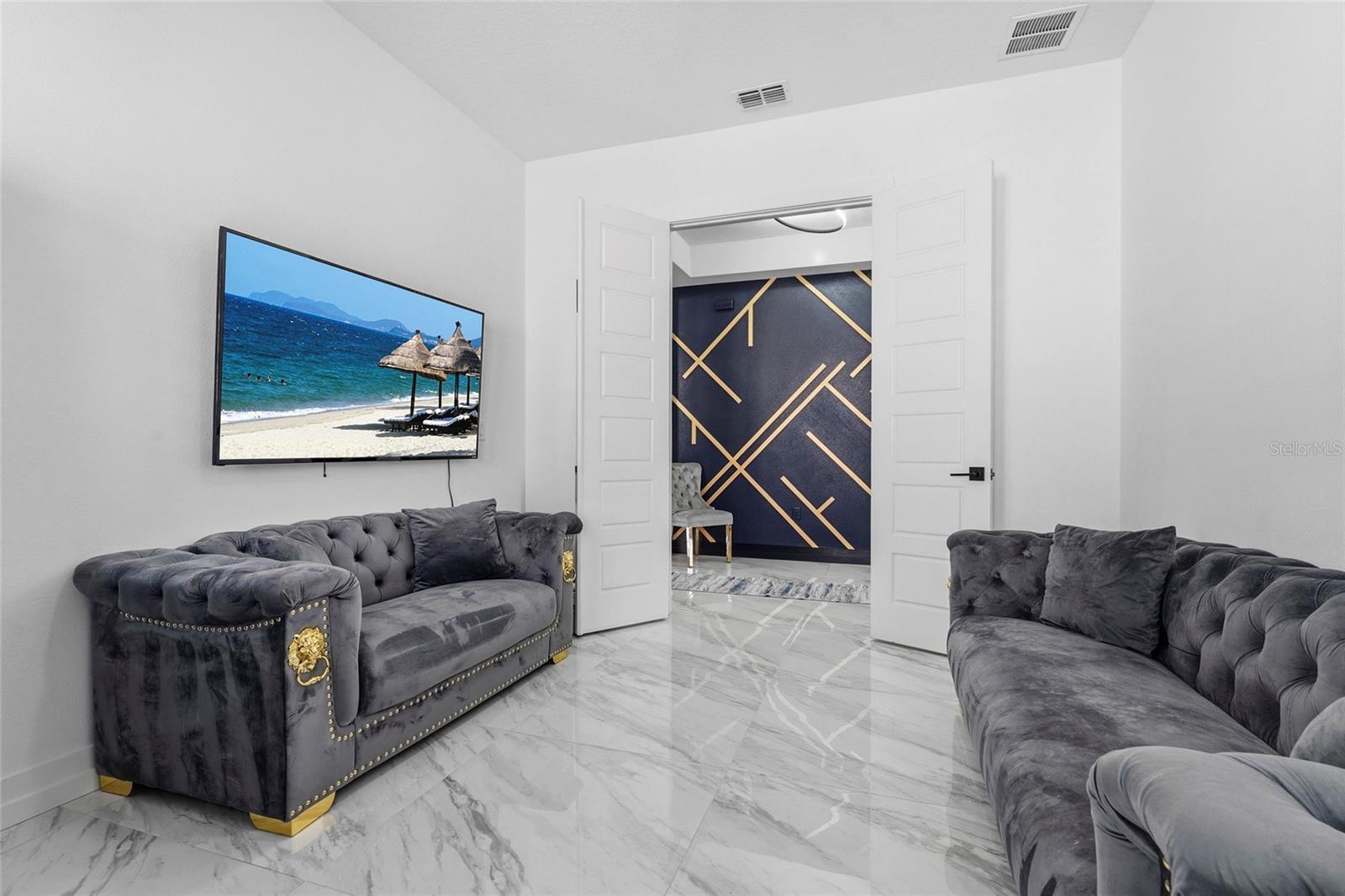 Image 33 of 59 For 7208 Great Egret Boulevard