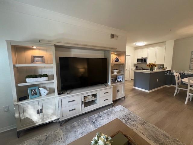 Image 4 of 26 For 5140 Northridge Road 107