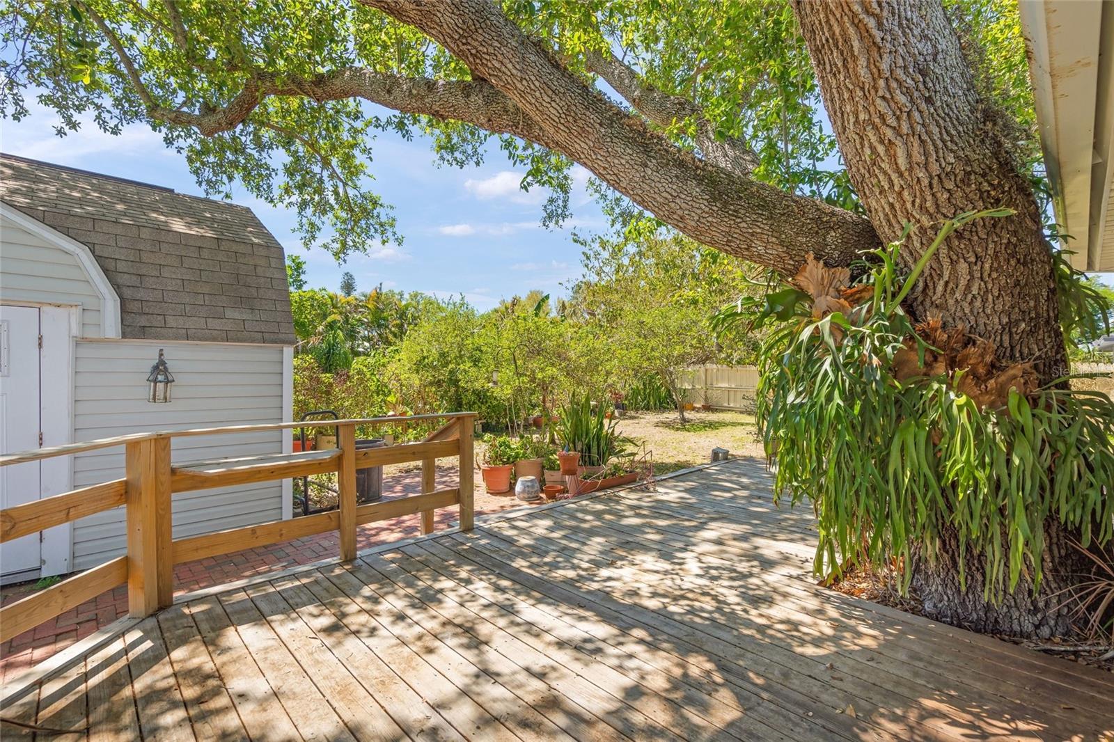 Image 26 of 37 For 4662 Beacon Drive