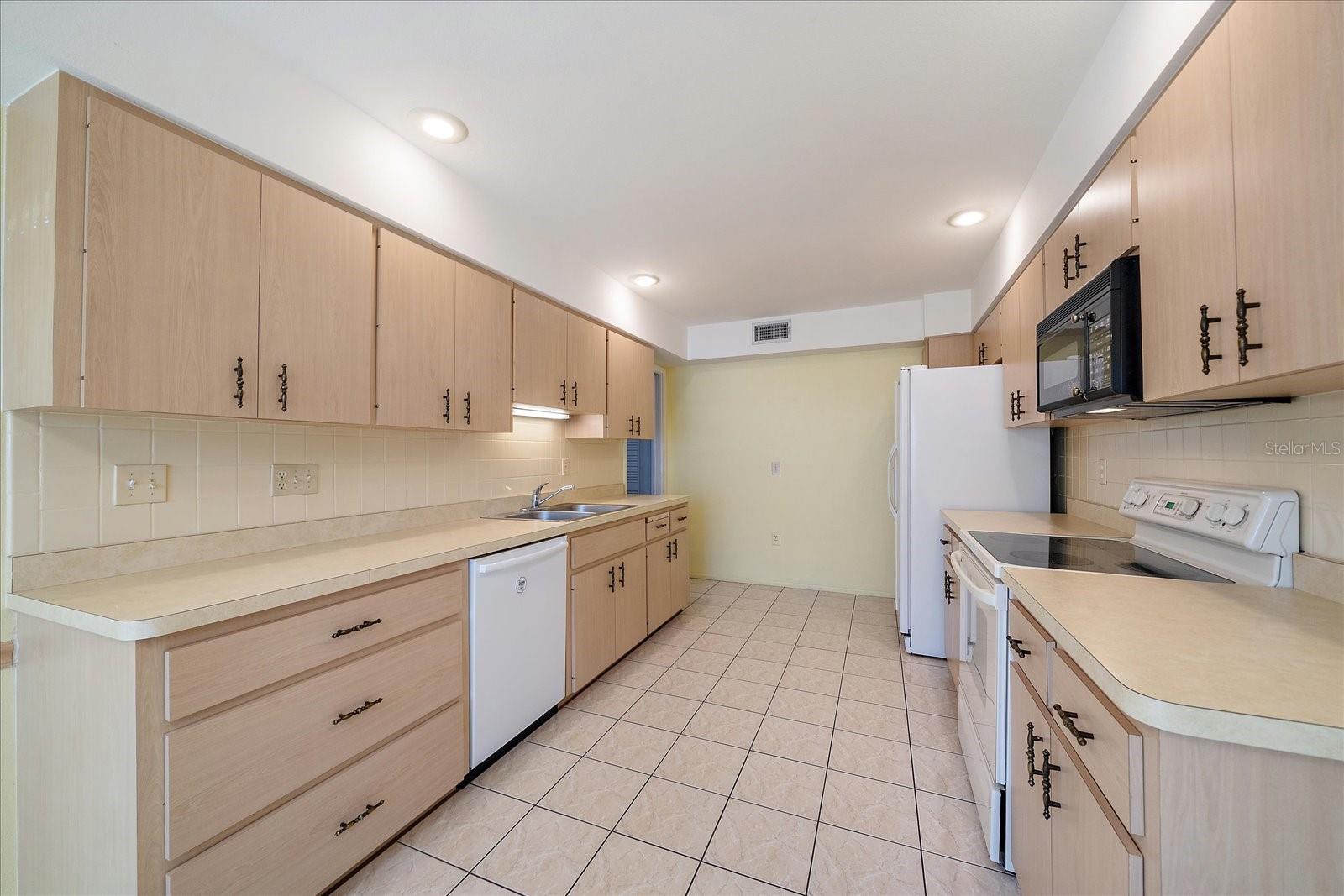 Image 13 of 42 For 3527 52nd Avenue W