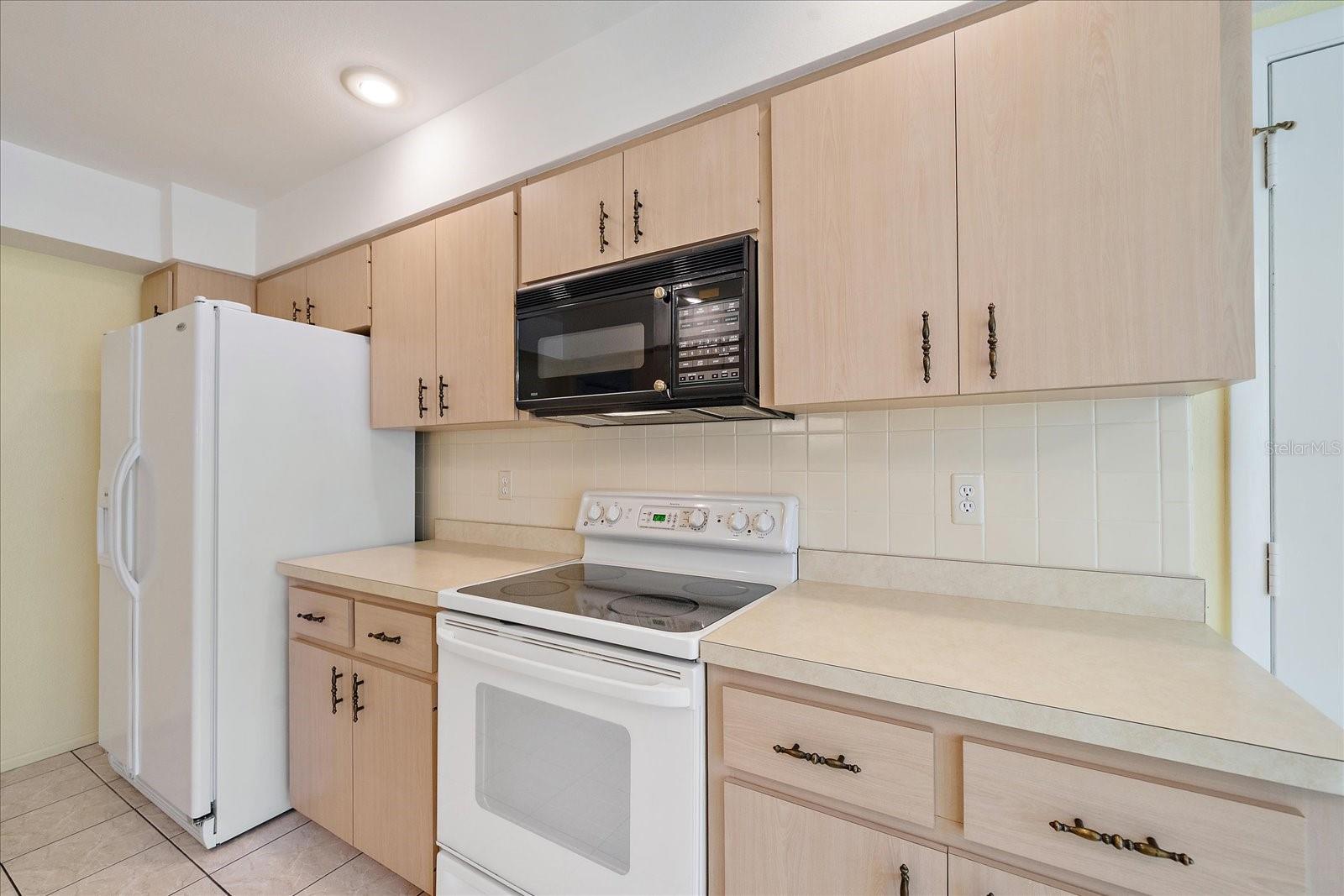 Image 14 of 42 For 3527 52nd Avenue W