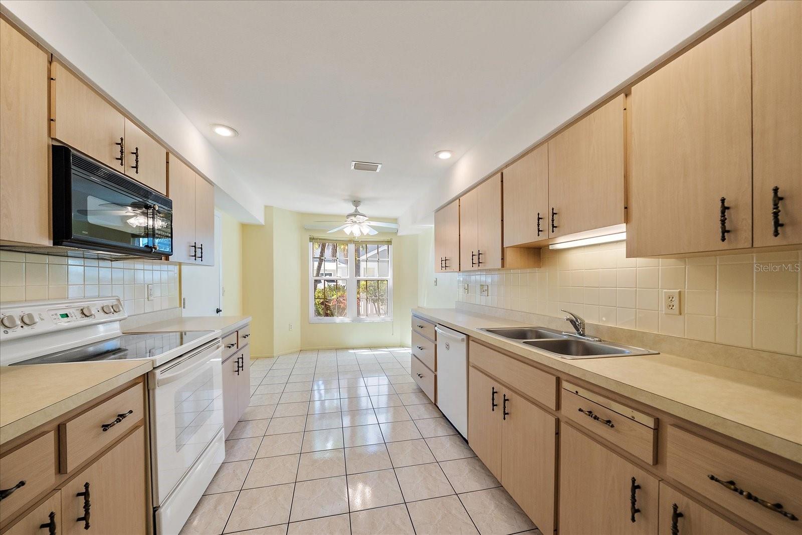 Image 16 of 42 For 3527 52nd Avenue W