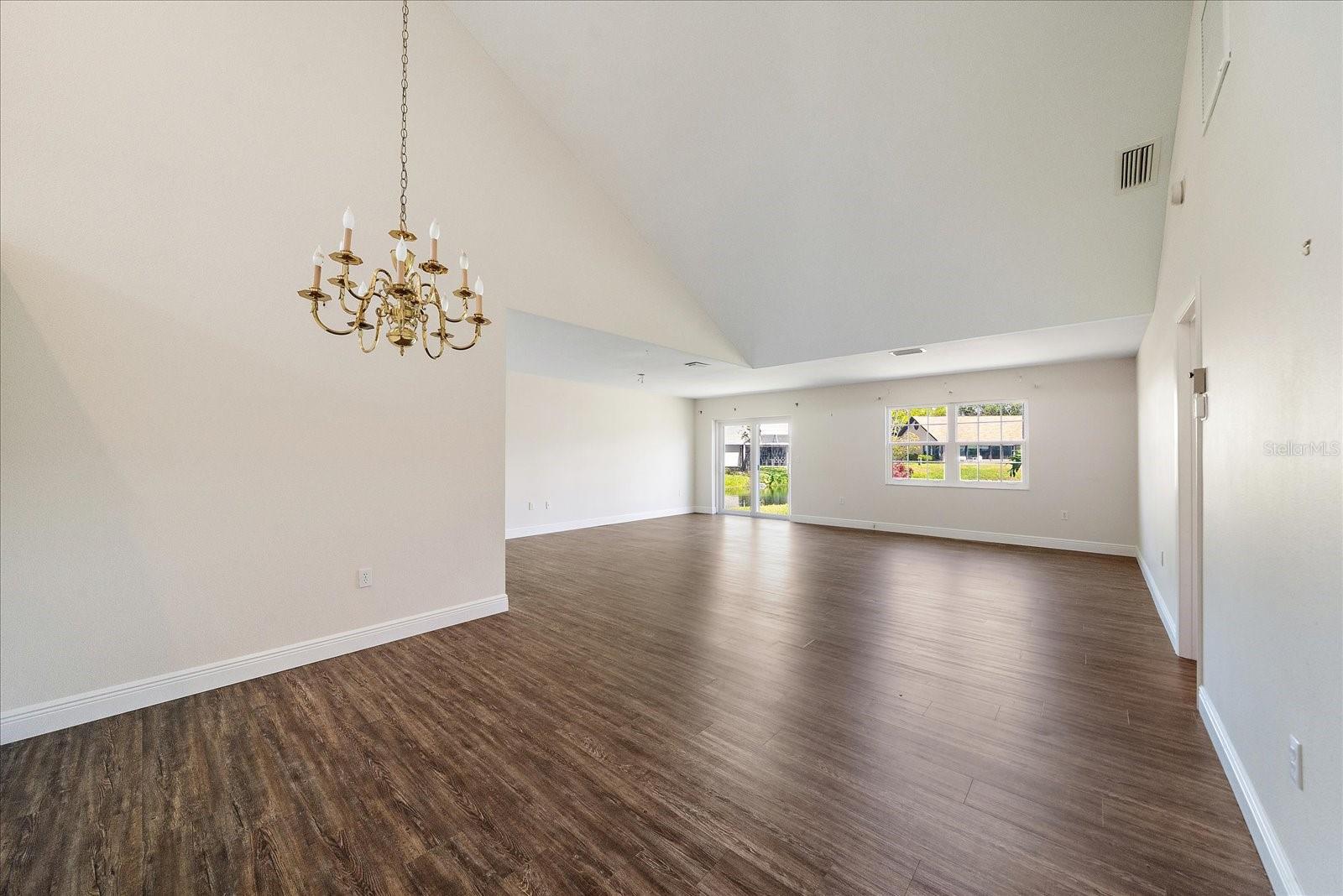 Image 7 of 42 For 3527 52nd Avenue W