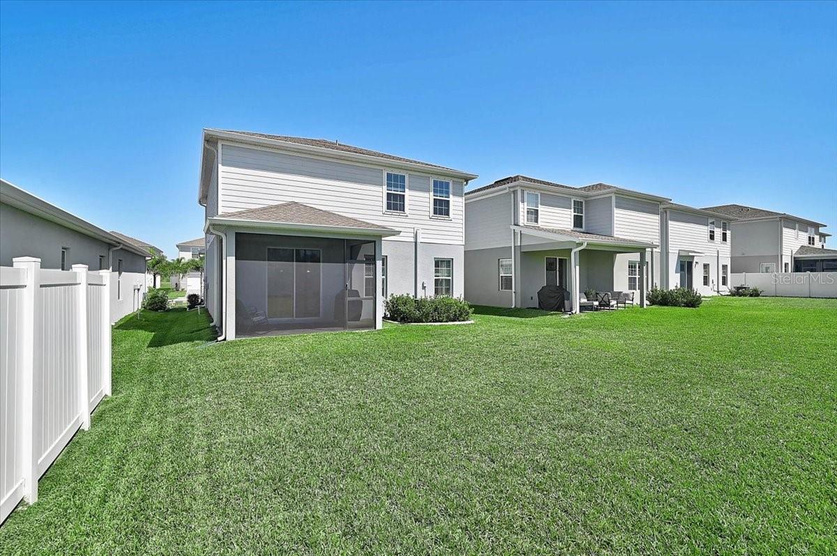 Image 30 of 49 For 14023 Crimson Avenue