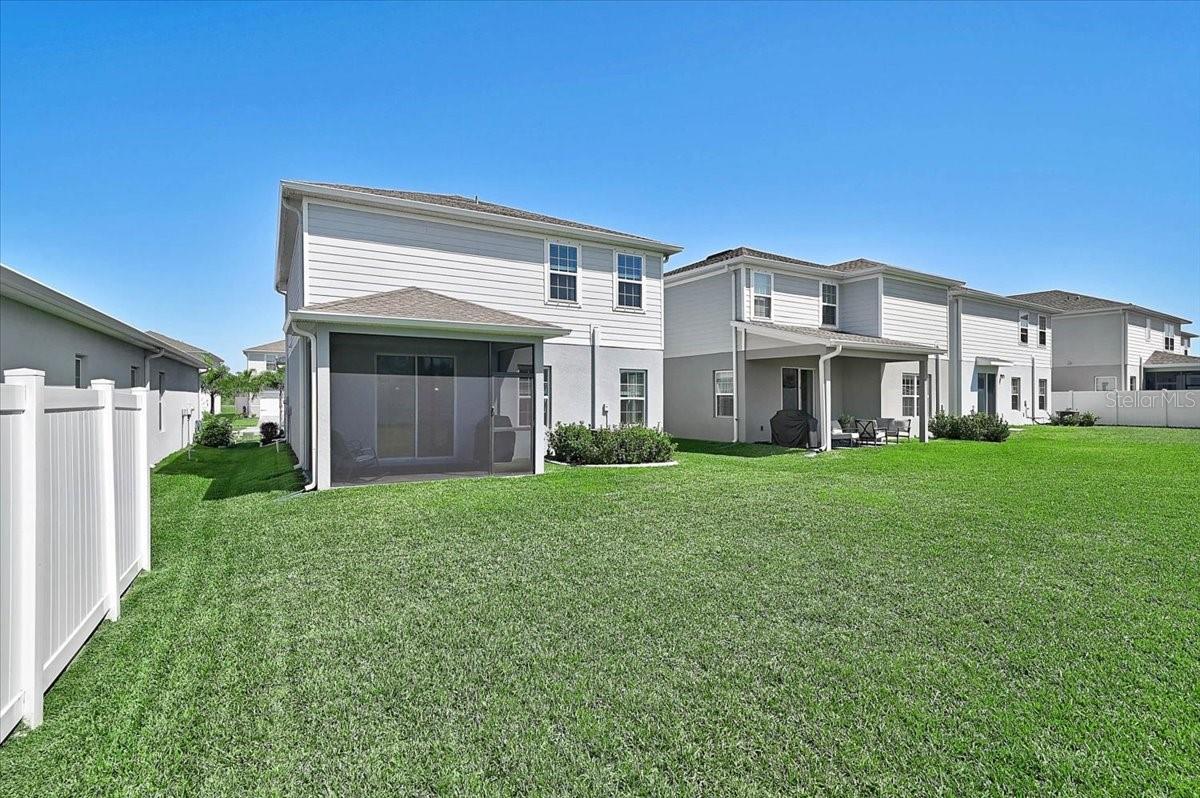 Image 34 of 49 For 14023 Crimson Avenue