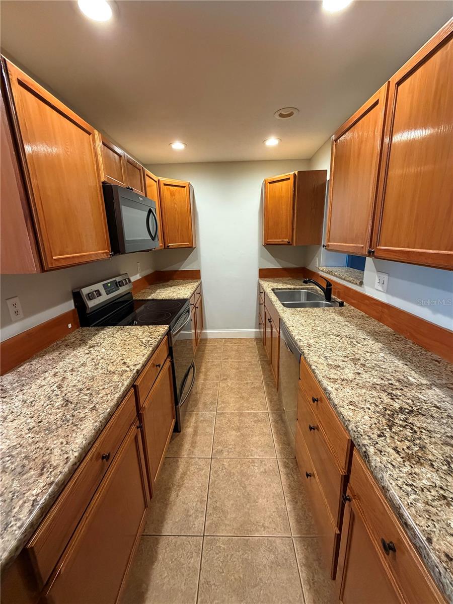 Image 5 of 15 For 3965 Corona Lane