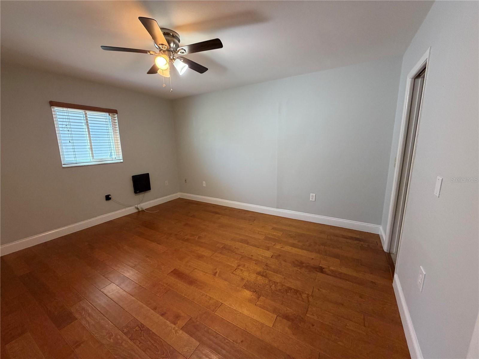 Image 9 of 15 For 3965 Corona Lane