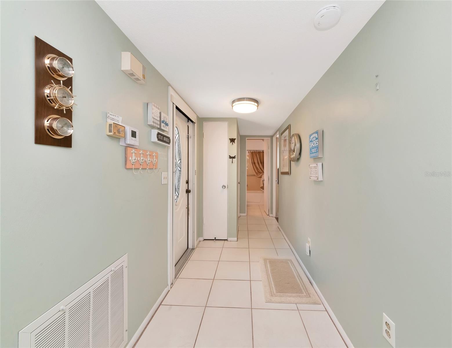 Image 8 of 39 For 1807 University Place 151