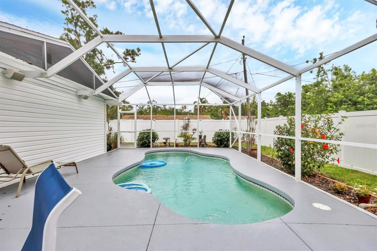 Image 24 of 35 For 2715 52nd Avenue Terrace W