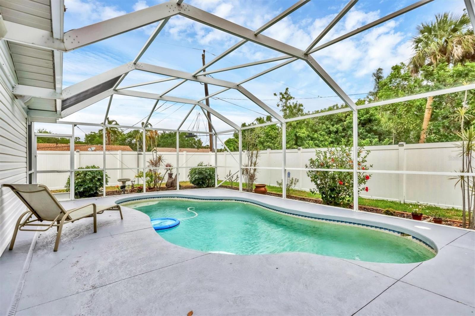 Image 25 of 35 For 2715 52nd Avenue Terrace W