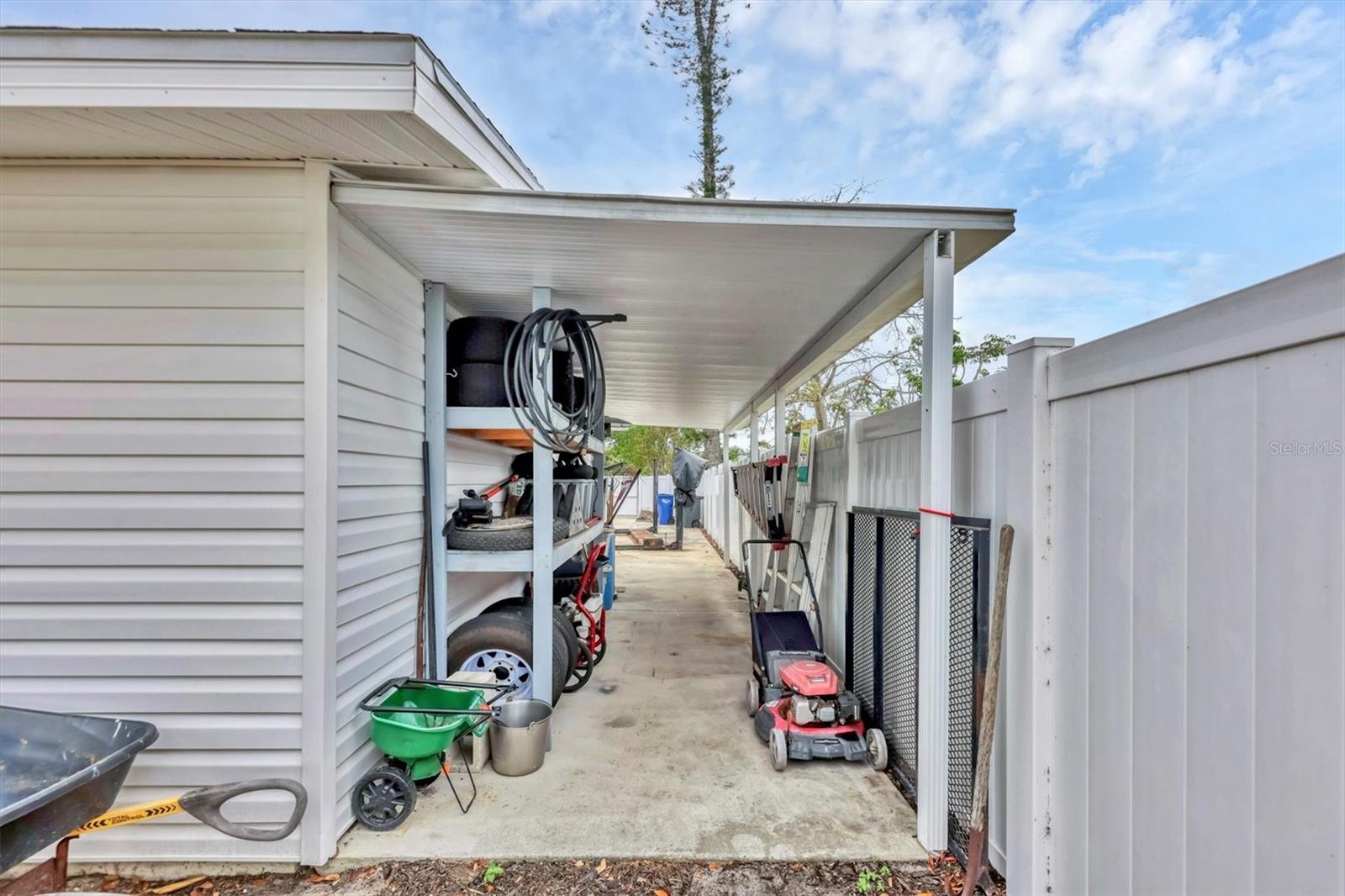 Image 33 of 35 For 2715 52nd Avenue Terrace W