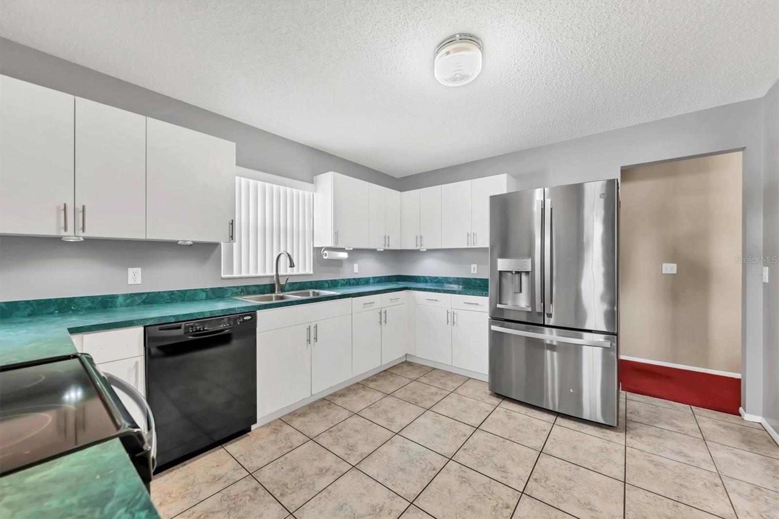 Image 9 of 35 For 2715 52nd Avenue Terrace W