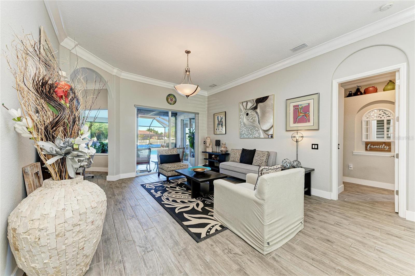 Image 12 of 98 For 270 Petrel Trail