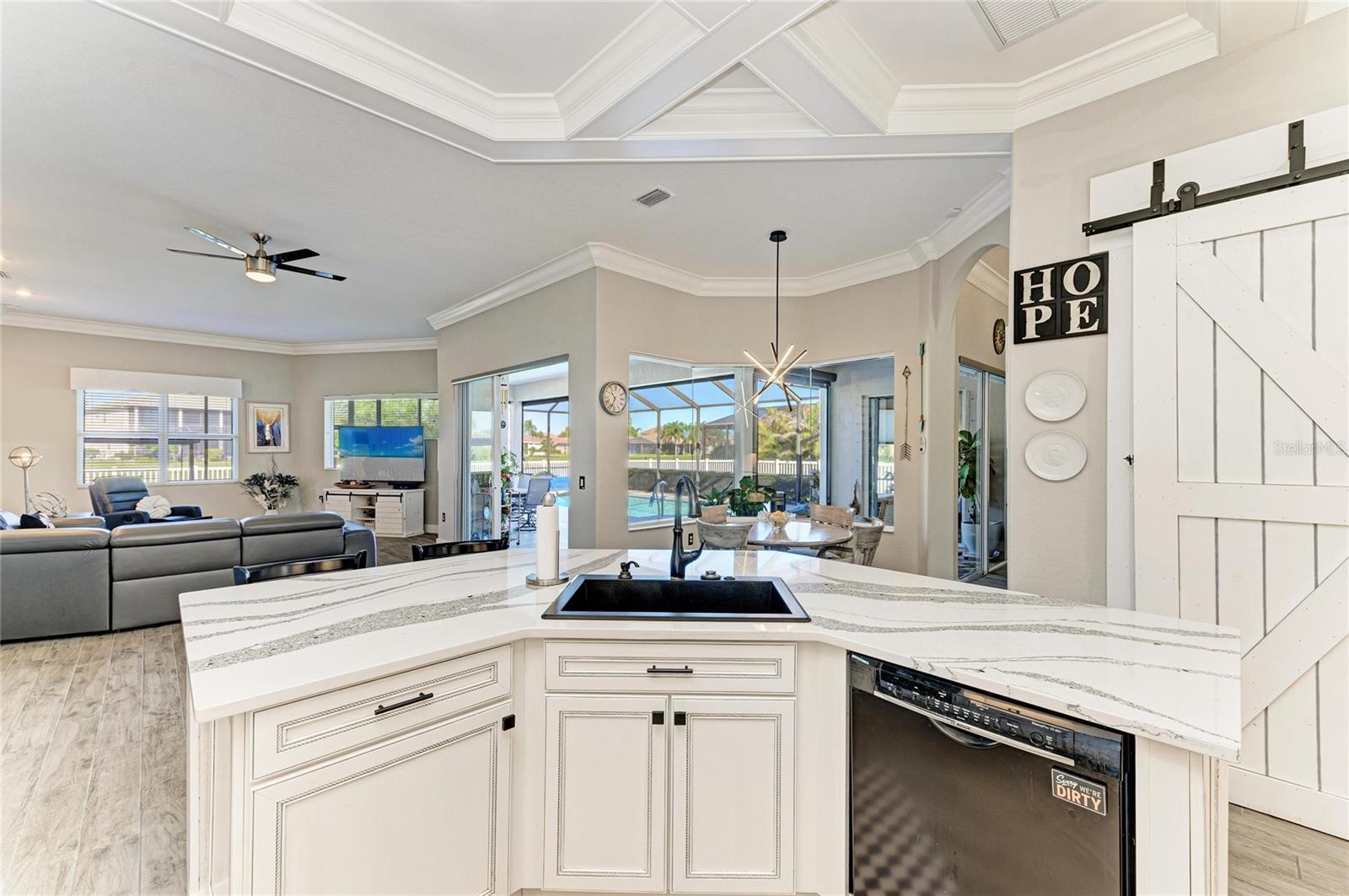 Image 20 of 98 For 270 Petrel Trail